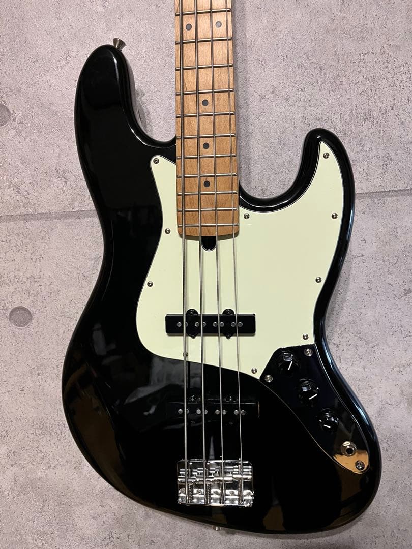 美品　ベース　Bacchus バッカス BJB-1-RSM/M BLK