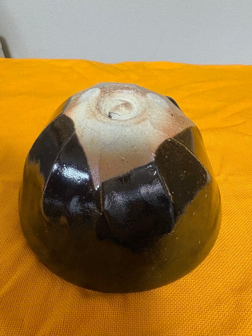 抹茶茶碗　越中瀬戸焼　釈永由紀夫 黒鎬　(くろしのぎ)茶碗