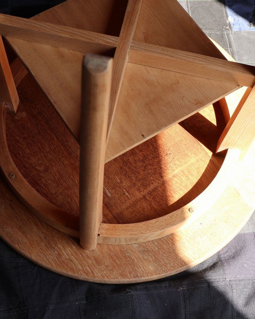 楢(ナラ)とブナ材のカフェテーブル　古道具 古家具 丸テーブル 店舗什器