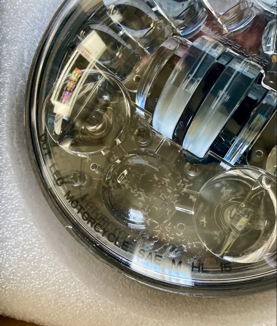 J.W.SPEAKER製5.75インチLEDヘッドライト