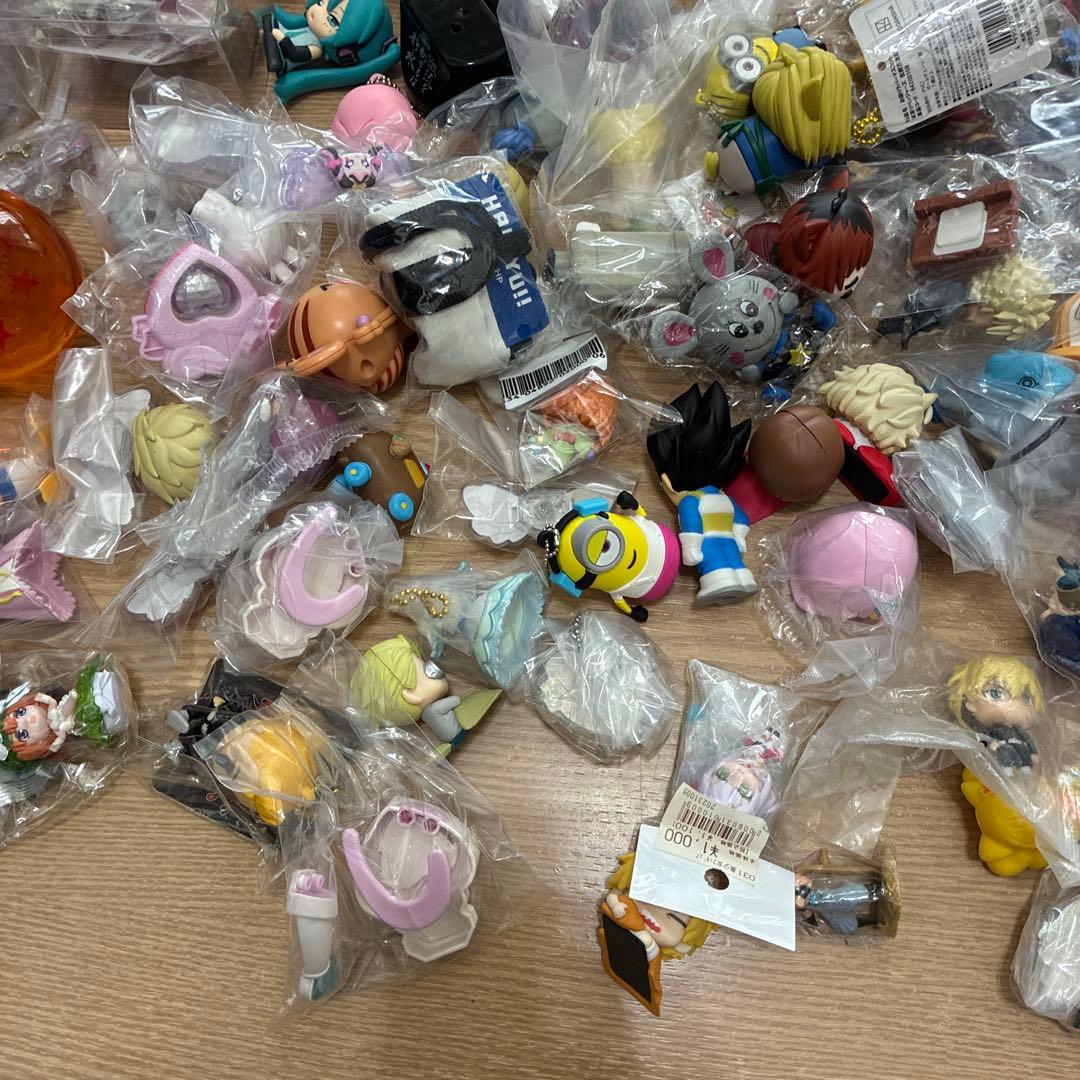 黒*ナ様 アニメ　キャラクター　グッズ　フィギュア　ガチャ　食玩　など　まとめ