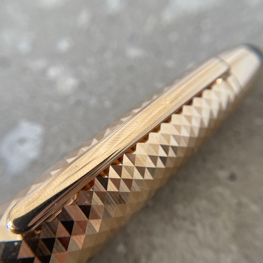 MONTBLANC 万年筆 ソリテール ルグラン M（中字） 105990