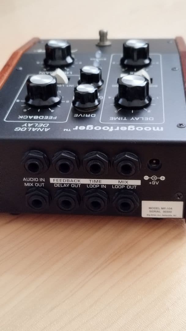 moogerfooger™ MF-104 ANALOG DELAY