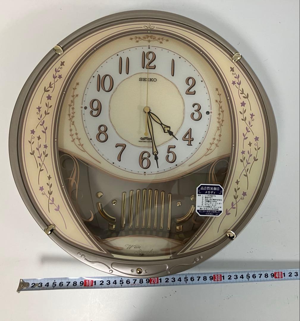 SEIKO 音楽機能付き掛時計 電波時計