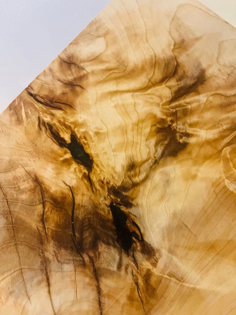 レジンテーブル　ソファテーブル　サイドテーブル　コーヒーテーブル　栃の木