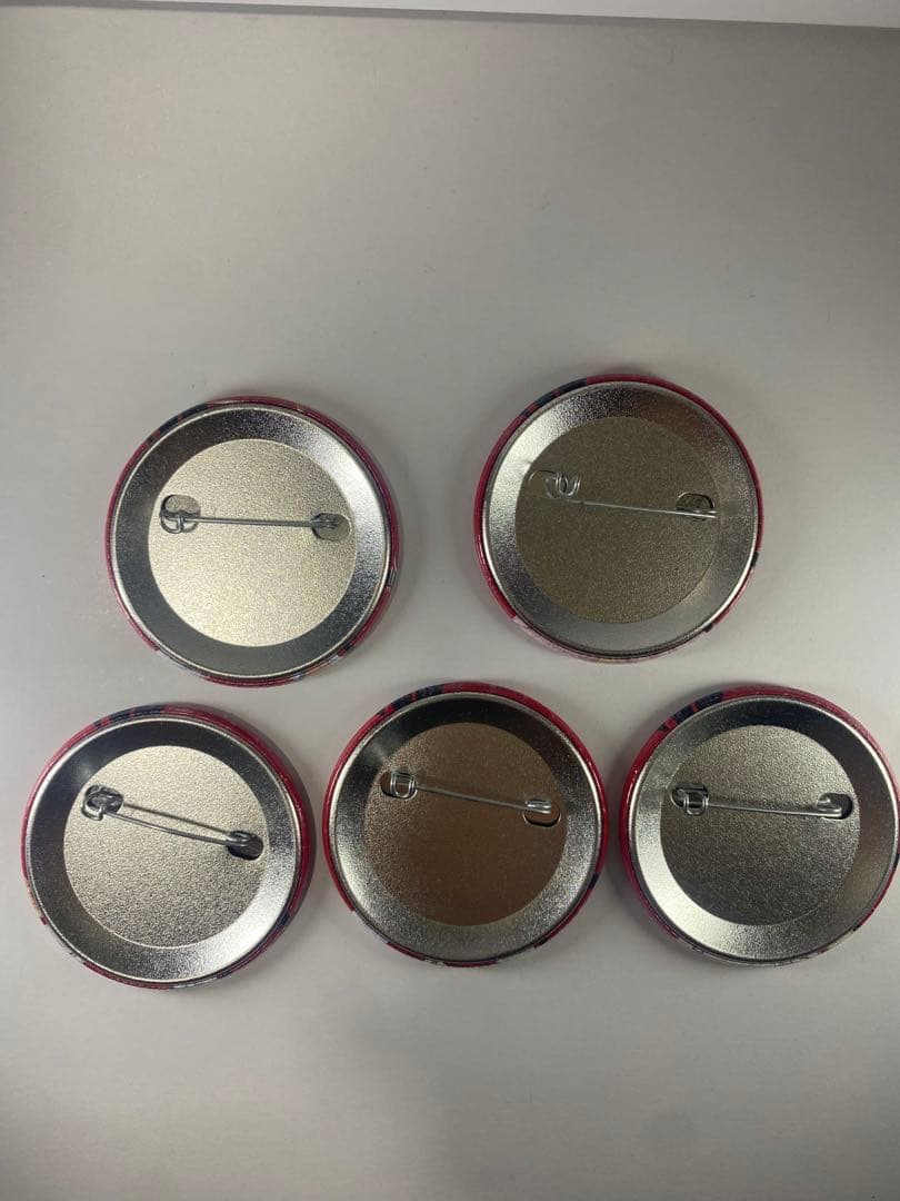 ぬきたし 缶バッジ　畔美岬 橘麻沙音　片桐奈々瀬　渡会ヒナミ　琴寄文乃