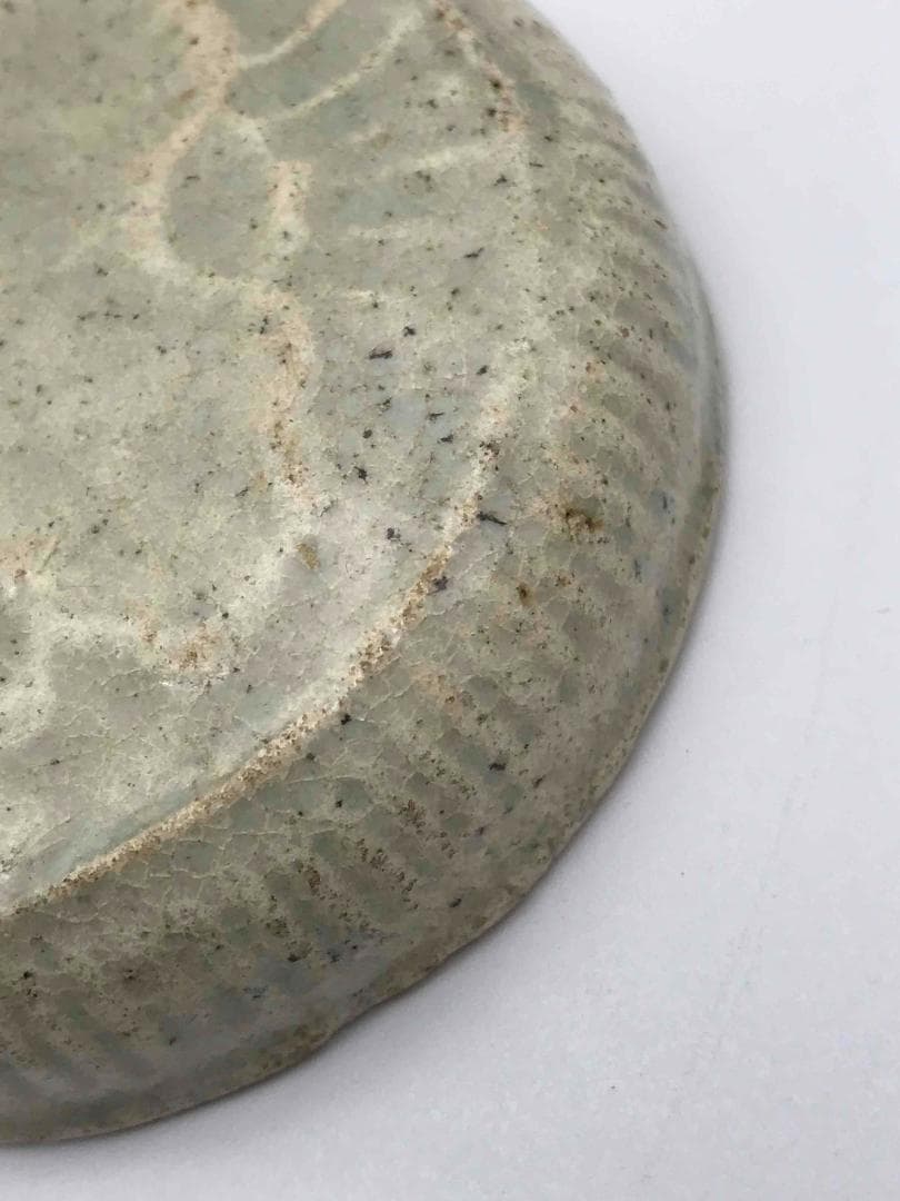 北宋時代　青白磁貼花牡丹文合子　香盒　香合　茶道具　香道具　(F-56)