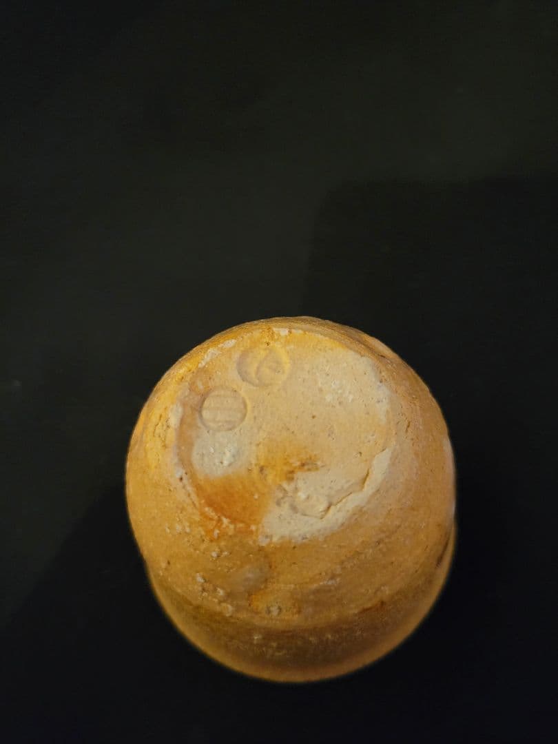 コマイヌさん　杉本泥牛　白釉の徳利と鳥文盃