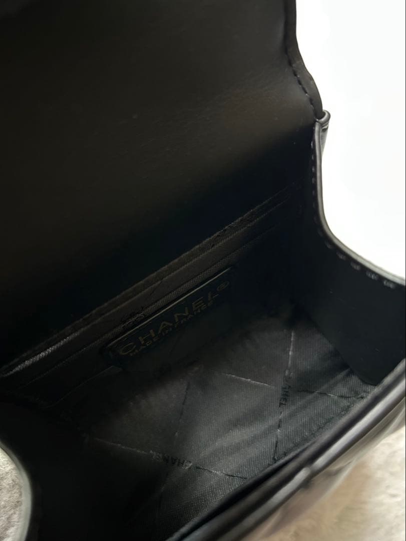 CHANEL ノベルティ ミニショルダーバッグ ミラー付き