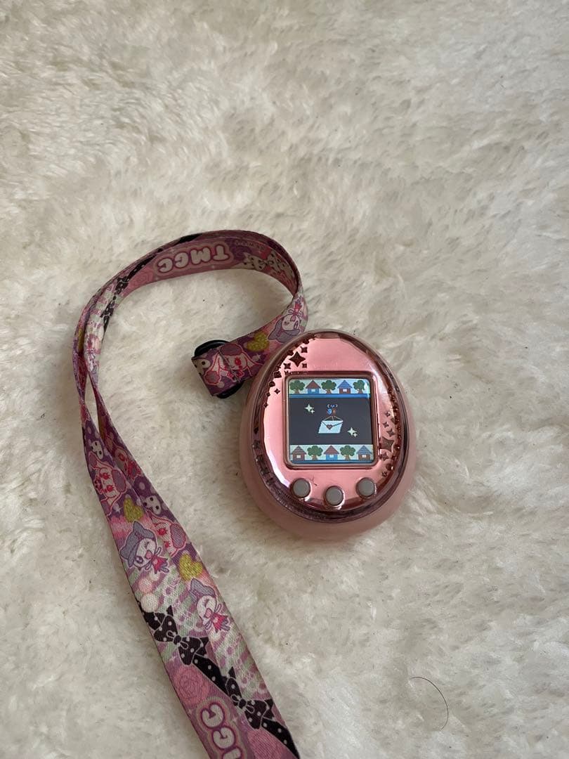 動作確認済み　たまごっちIDL ストラップ付き