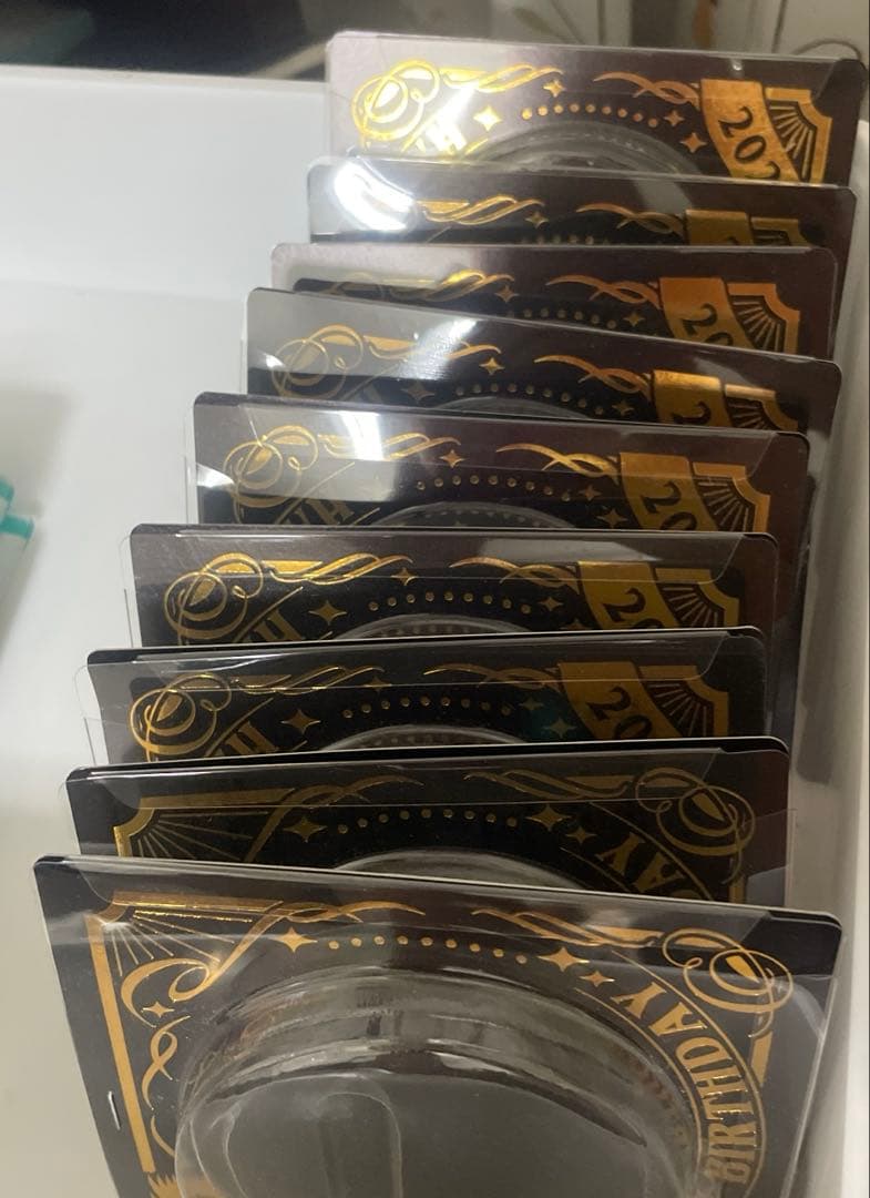 国見英　バースデー缶バッジ9個セット