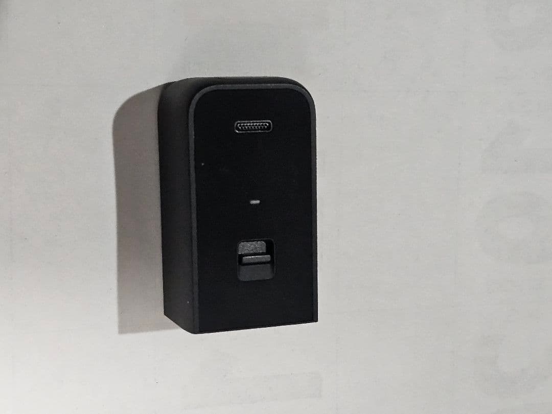 DJI POCKET2 美品（同梱物あり）、DO-IT-ALL HANDLE付属