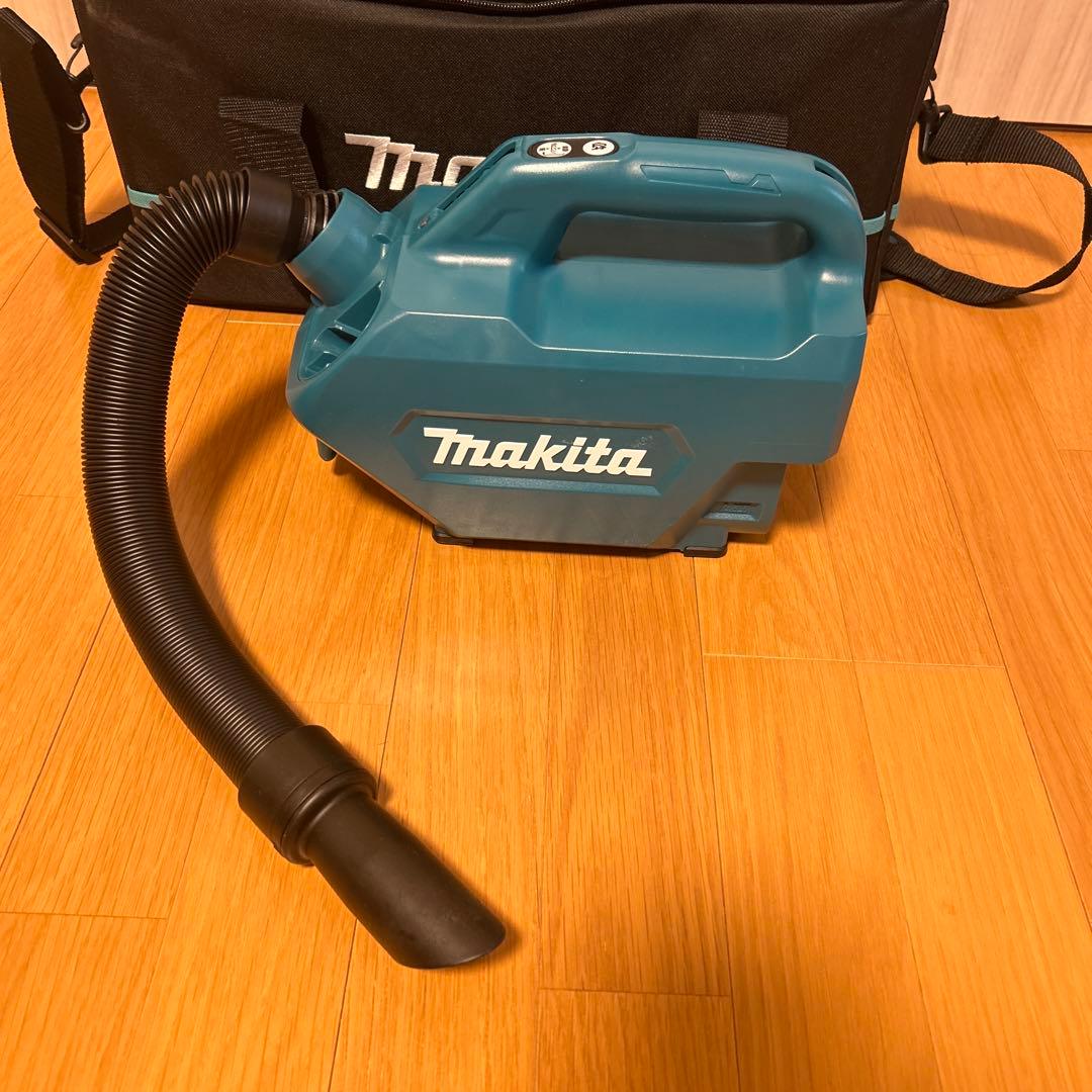 【美品】マキタ充電式クリーナー　一式セット　CL184D
