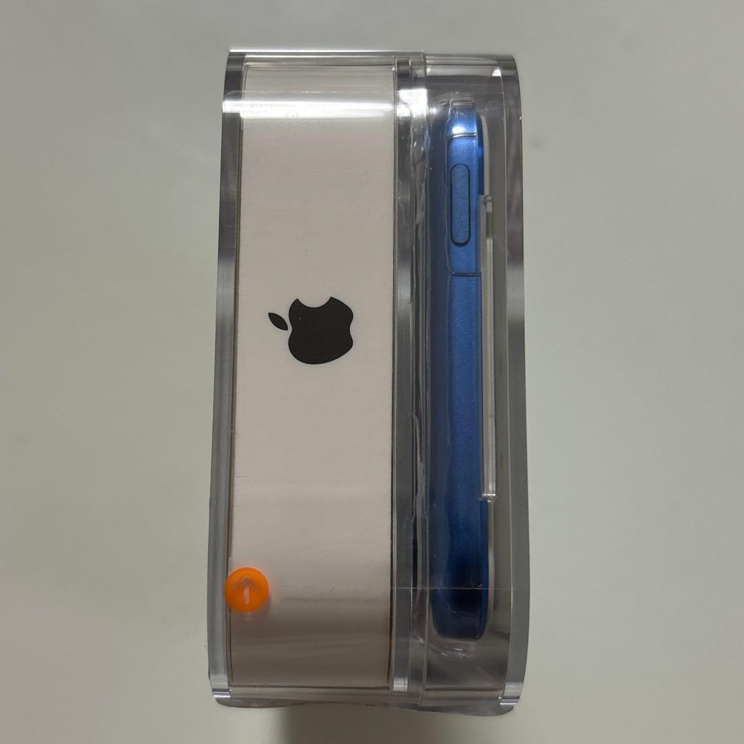 iPod touch【第6世代2015年モデル】128GBブルーMKWP2J/A