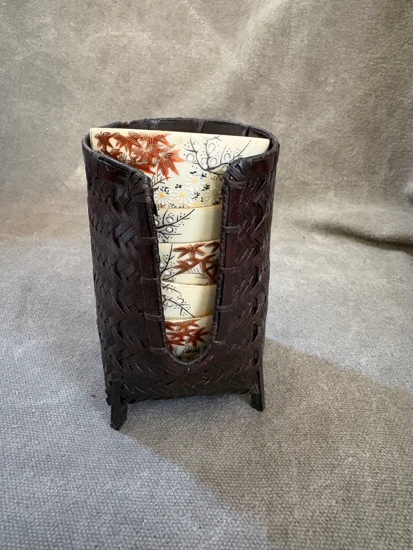 煎茶道具　九谷　煎茶椀5点　竹杯籠　茶道具　煎茶道　紅葉と花の絵柄