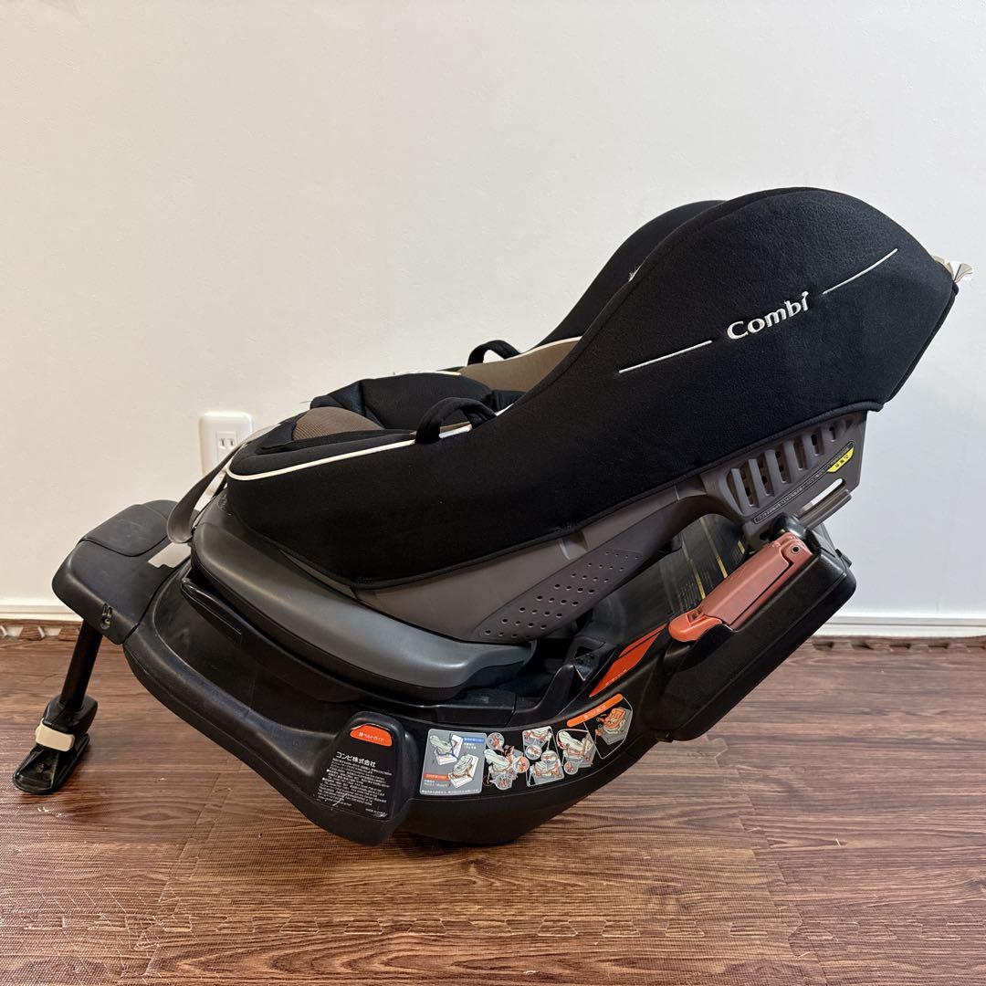 Combi コンビ チャイルドシート ブラック/ブラウン ゼウスターンユーロ