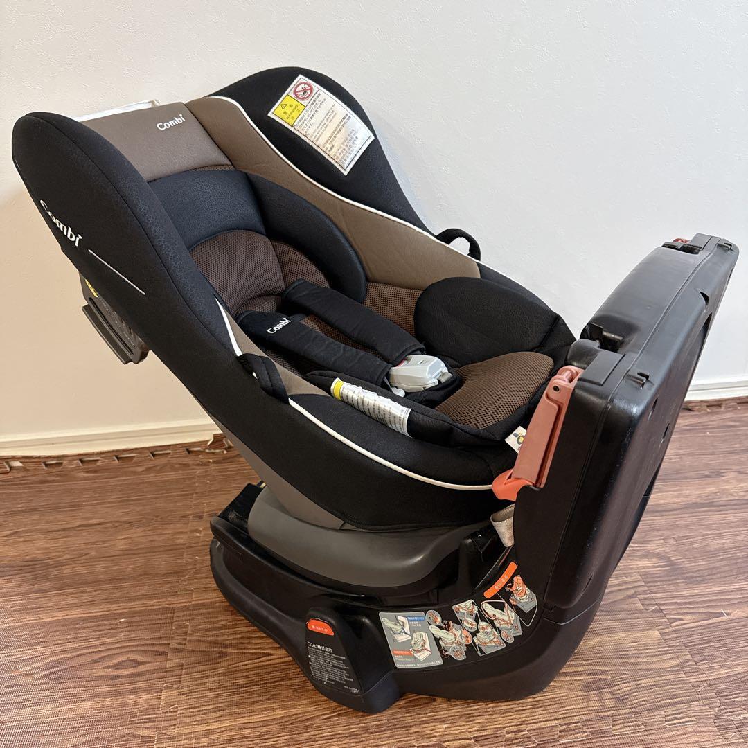 Combi コンビ チャイルドシート ブラック/ブラウン ゼウスターンユーロ