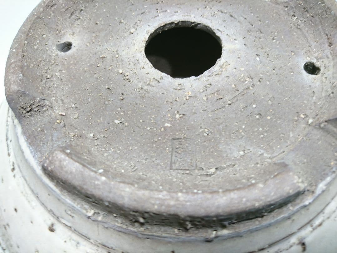 45 盆栽鉢 円形中鉢大★落款入　白模様