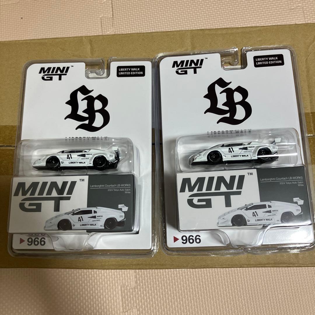 MINI GT LB★WORKS ホワイトミニカー2台セット