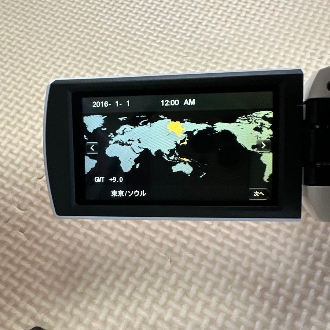 SONY HDR-CX680 ホワイト　美品　これからのシーズンにぴったり。