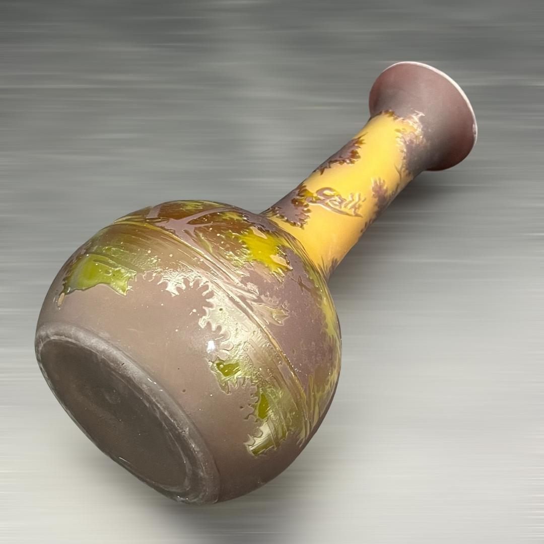 エミールガレ 　鶴首　花瓶　カメオ彫り　被せガラス　高さ24ｃｍ