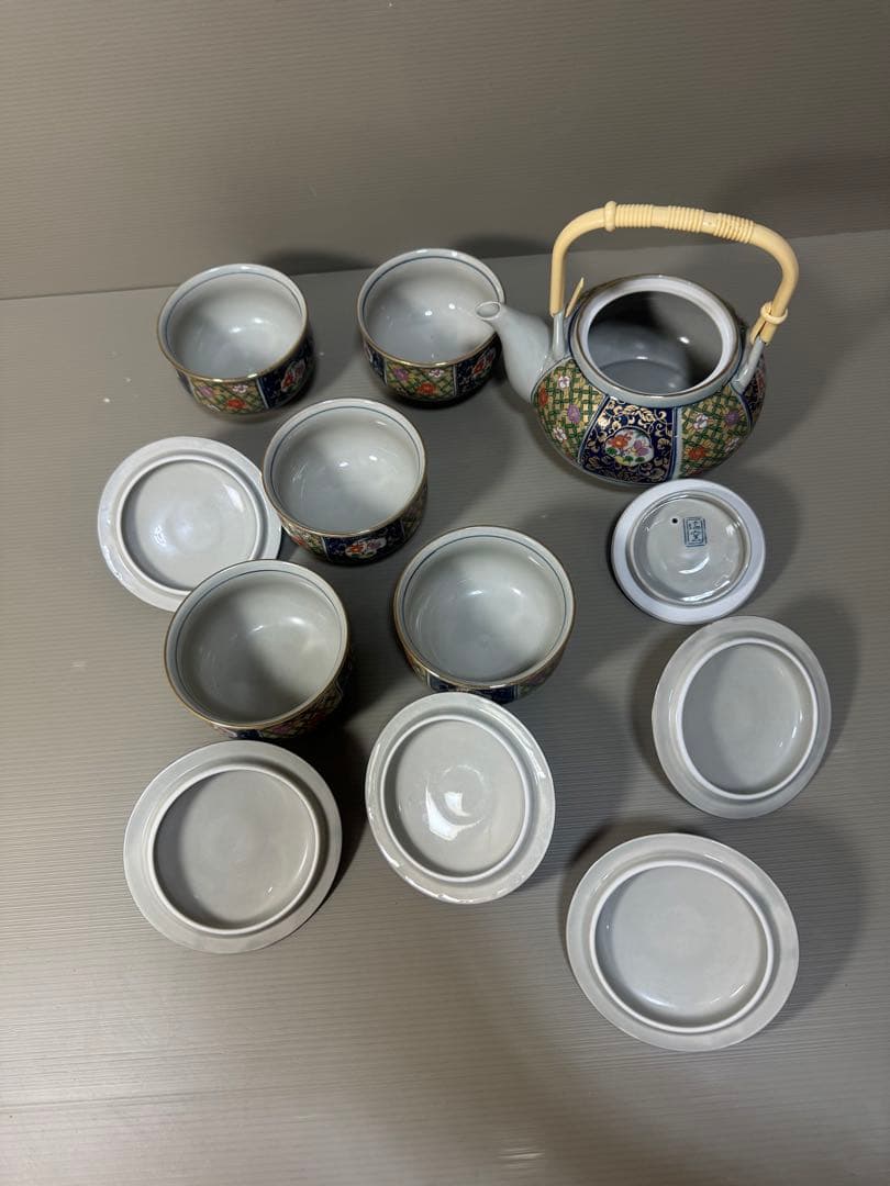 2272 有田焼 瑞窯 茶器セット　急須1客　湯呑蓋付5客　金彩