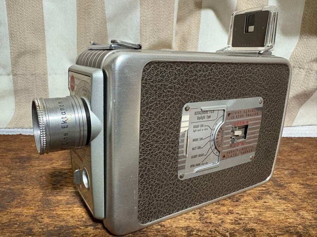 値下げコダック・ブラウニー8mmムービーカメラ希少な当時もの元箱 説明書等付