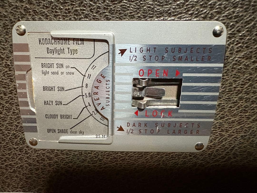 値下げコダック・ブラウニー8mmムービーカメラ希少な当時もの元箱 説明書等付