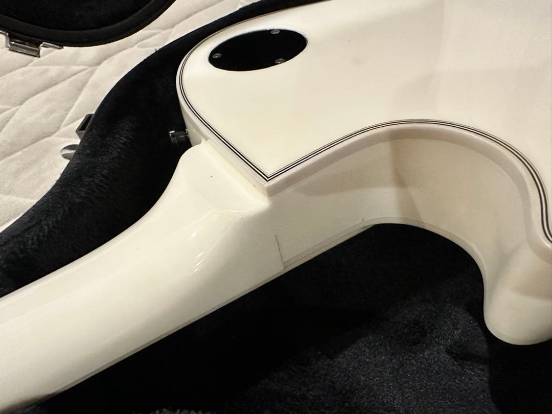 EDWARDS レスポールカスタム　ギター　ホワイト　ハードケース付き