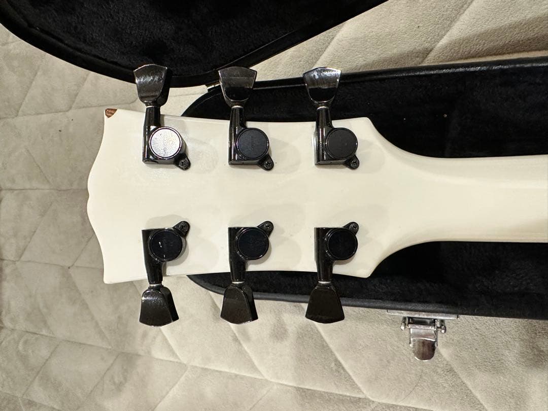 EDWARDS レスポールカスタム　ギター　ホワイト　ハードケース付き