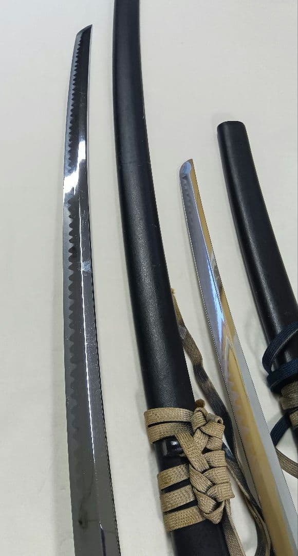 模造刀　模擬刀　日本刀　2振り　刀掛け　美術刀剣 武具　スタンド付　鹿角