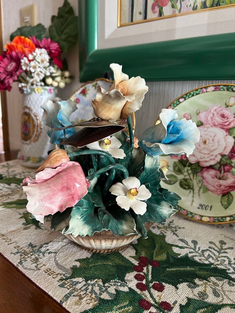 カポディモンテ　陶花　オブジェ　イタリア　チューリップ