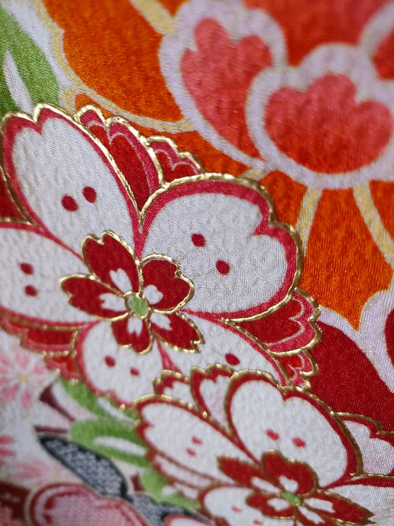 【特価】本振袖　鹿の子織　現代古典　王道の赤