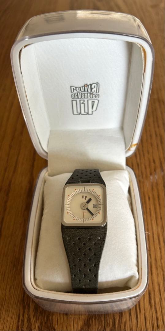 LIP リップ　腕時計 稼働