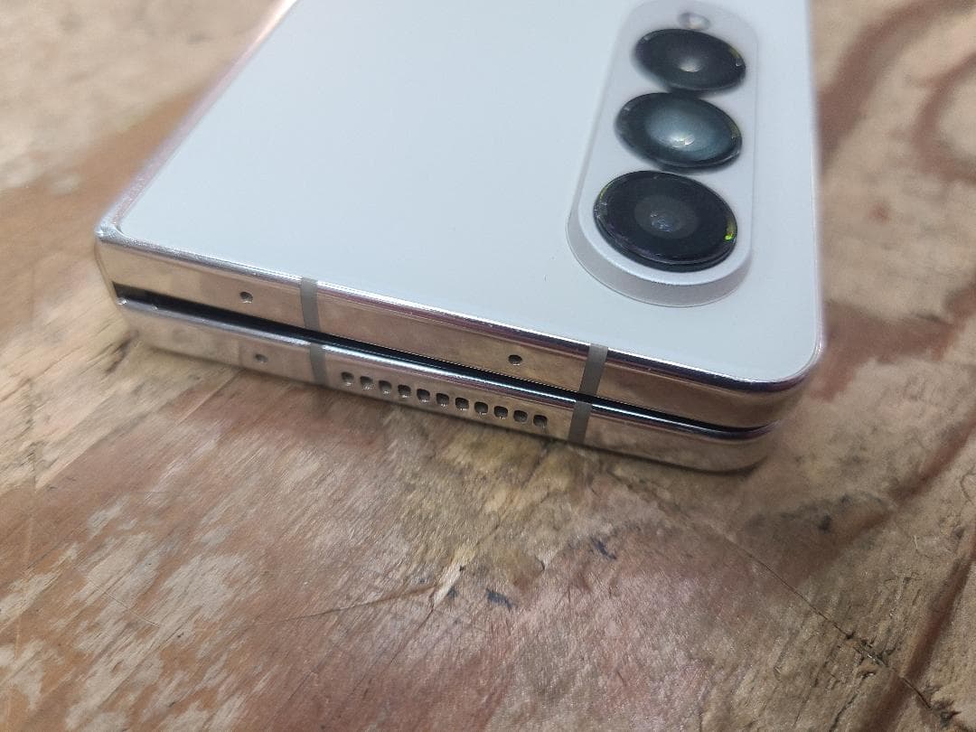 ジャンク SAMSUNG GALAXY Z FOLD