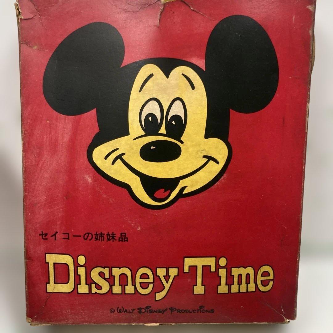 1962年に、精工舎が日本製初SEIKOディズニータイムの子供向けの時計を発売