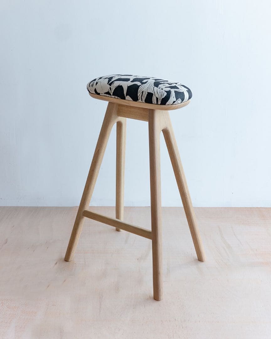 キッチンスツールNA(H630)× ミナペルホネンlife puzzle BK