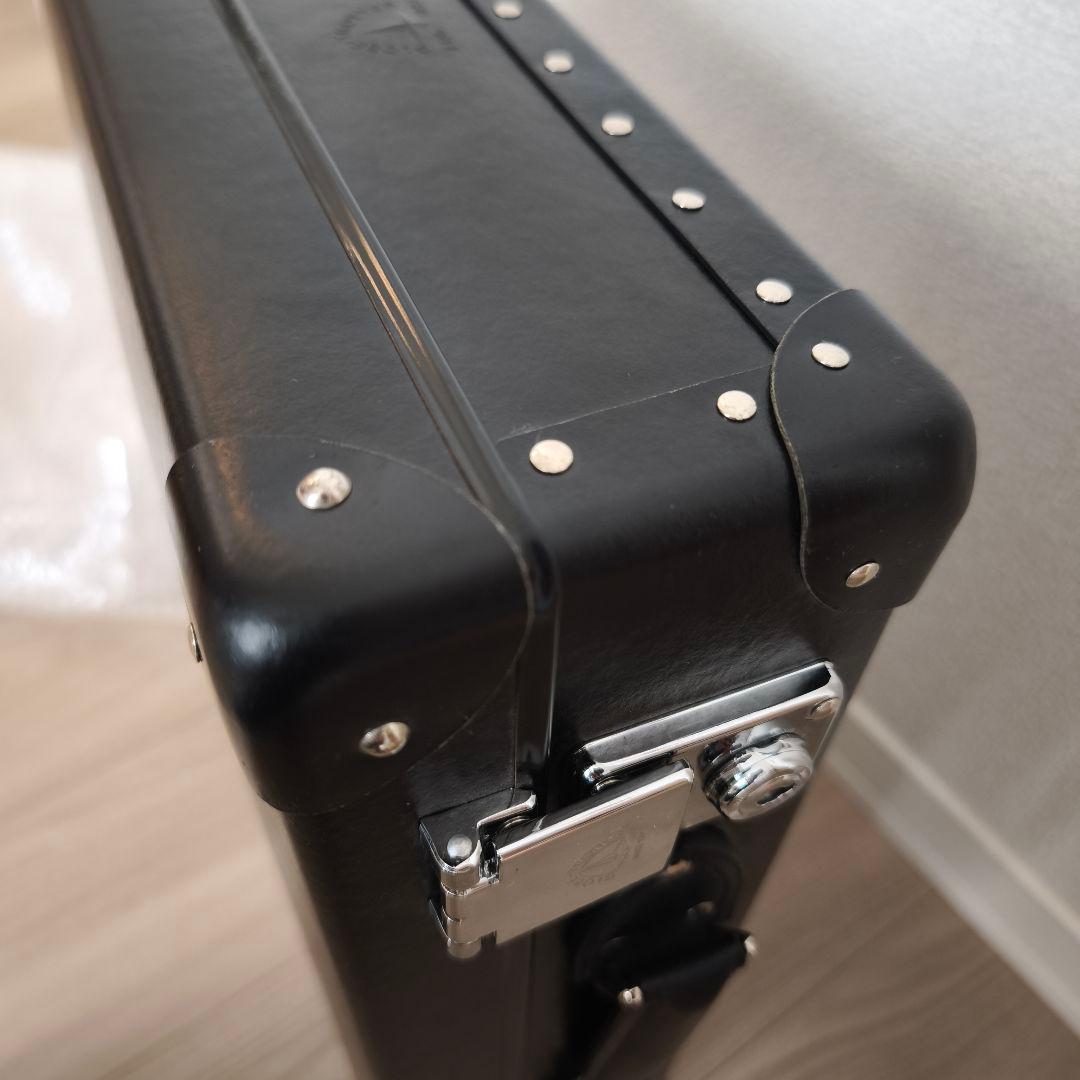 【保証書付】GLOBE-TROTTER アタッシュケース 007限定クロシェット