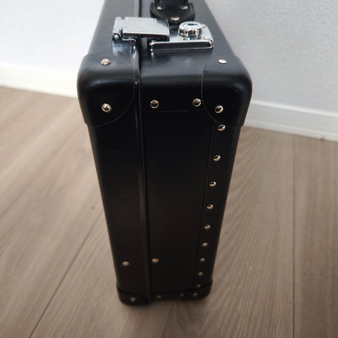 【保証書付】GLOBE-TROTTER アタッシュケース 007限定クロシェット