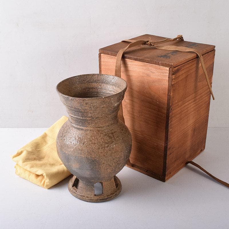 朝鮮美術　須恵器　新羅土器　新羅無細土　壷　時代箱　M　R8358