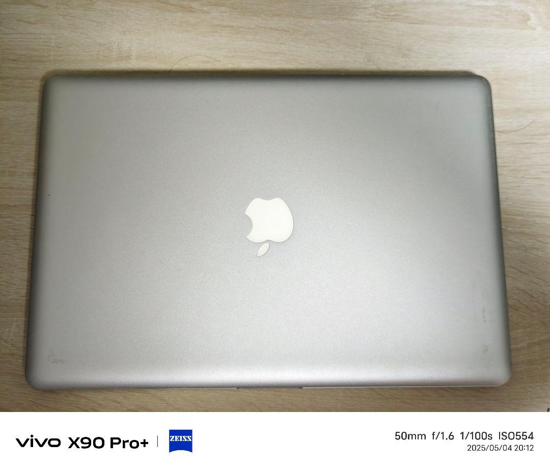 【値下げ歓迎】Macbook Pro 15インチ i7/16GB/SSD500G