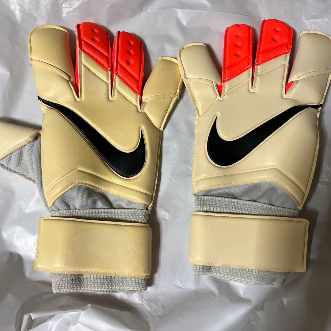 Nike Vapor Grip3 RS キーパー　グローブ