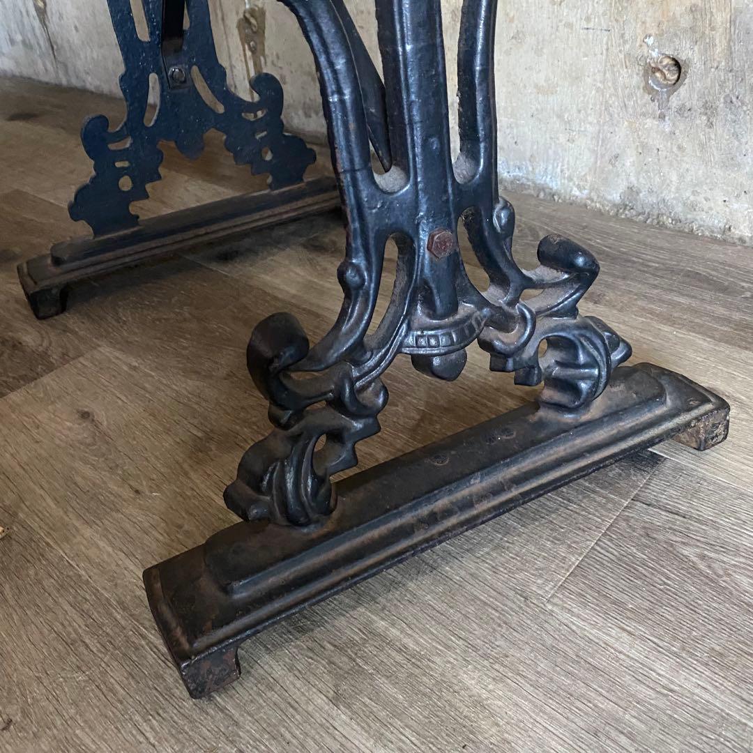 フランスヴィンテージ　鉄脚×古材 アンティークテーブル　カフェテーブル