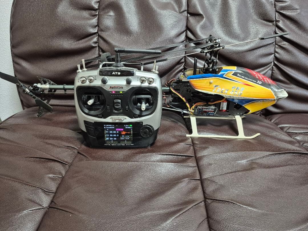 つ*ン様 TREX 450 ラジコンヘリコプター 2.4GHz