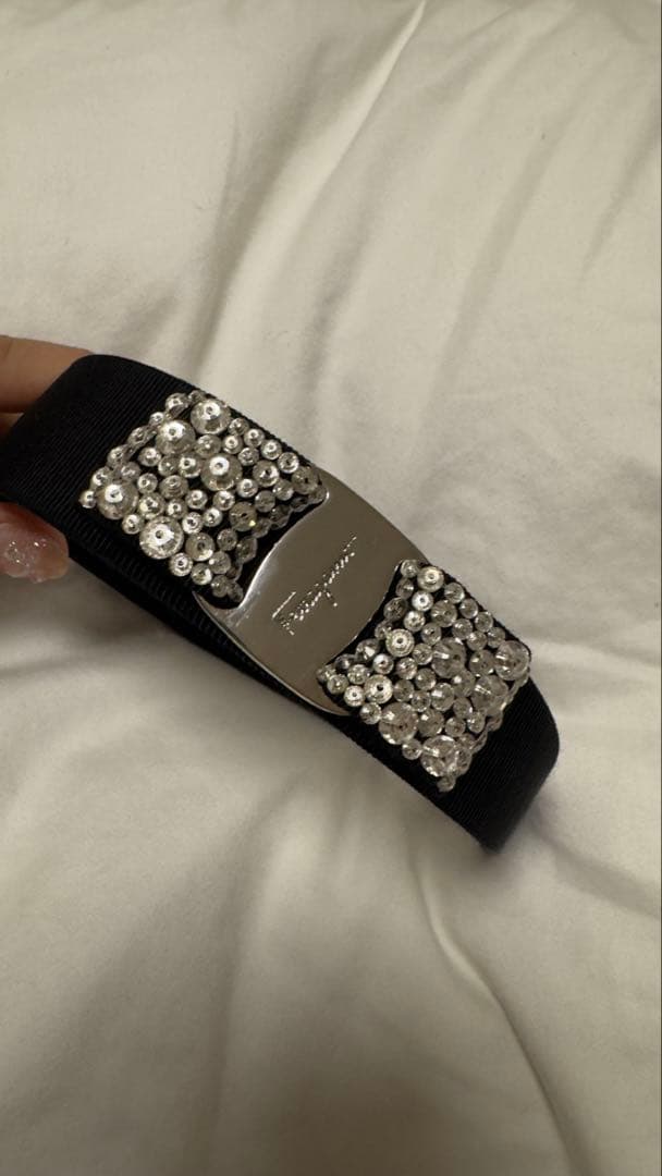 フェラガモ｜カチューシャ