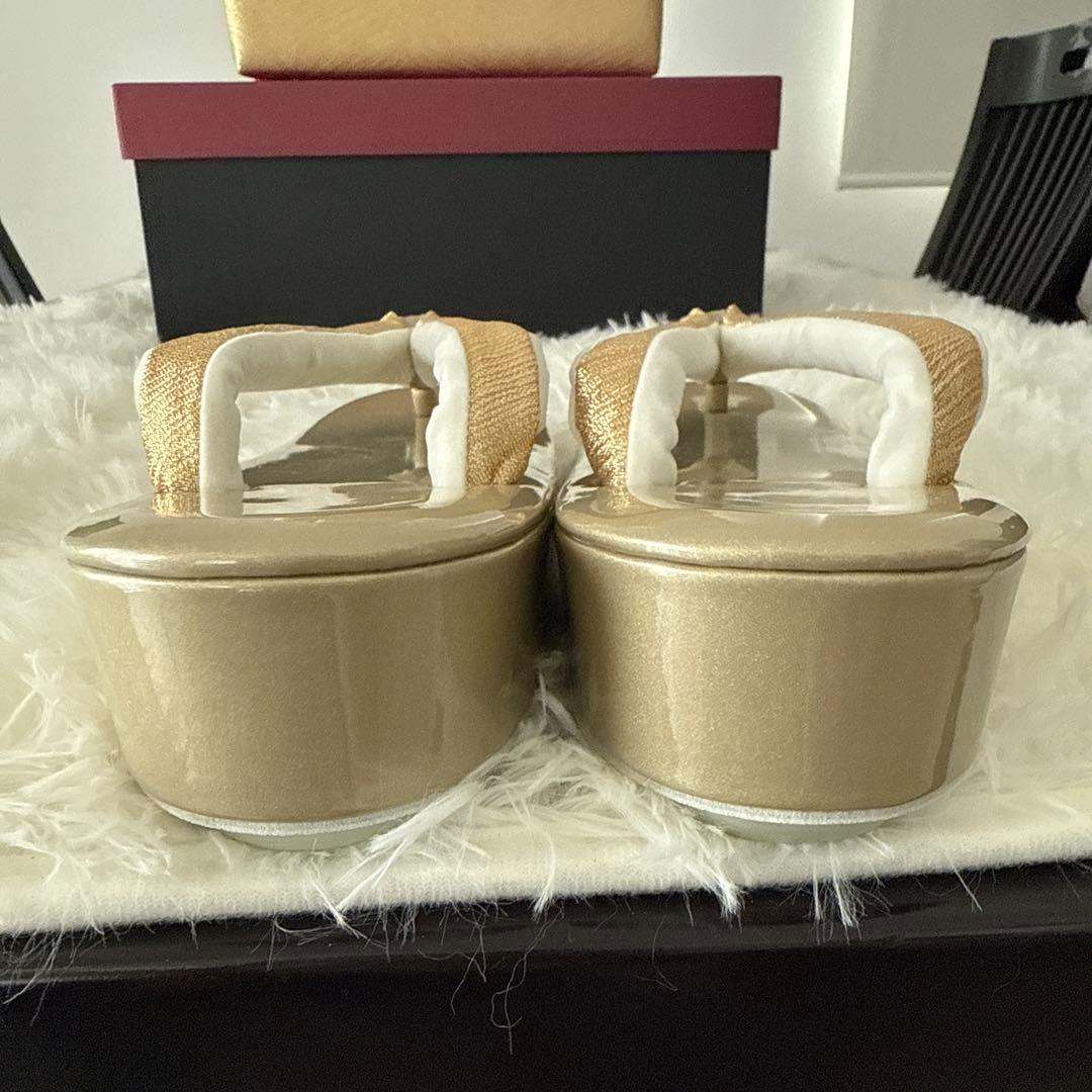 【美品】ゴールドの下駄とバッグのセット