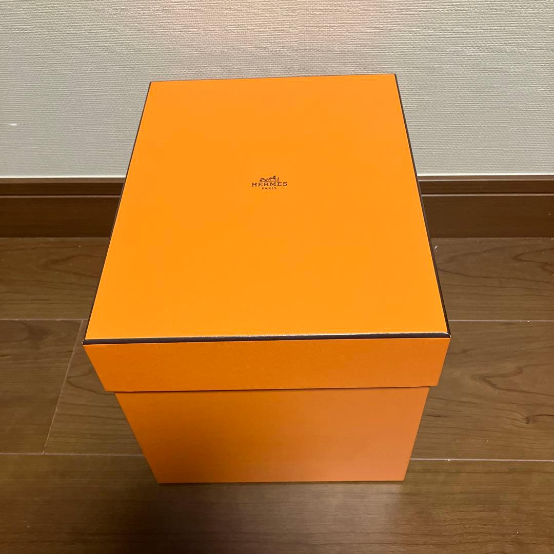 エルメスギフトボックス　HERMESインザループ23. ピコタンPM.空箱