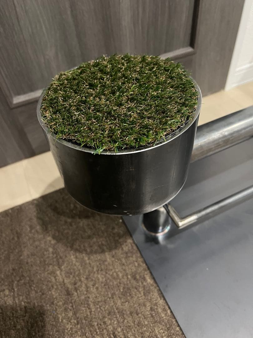 猛禽類パーチ　Ｌ字型　人工芝付き