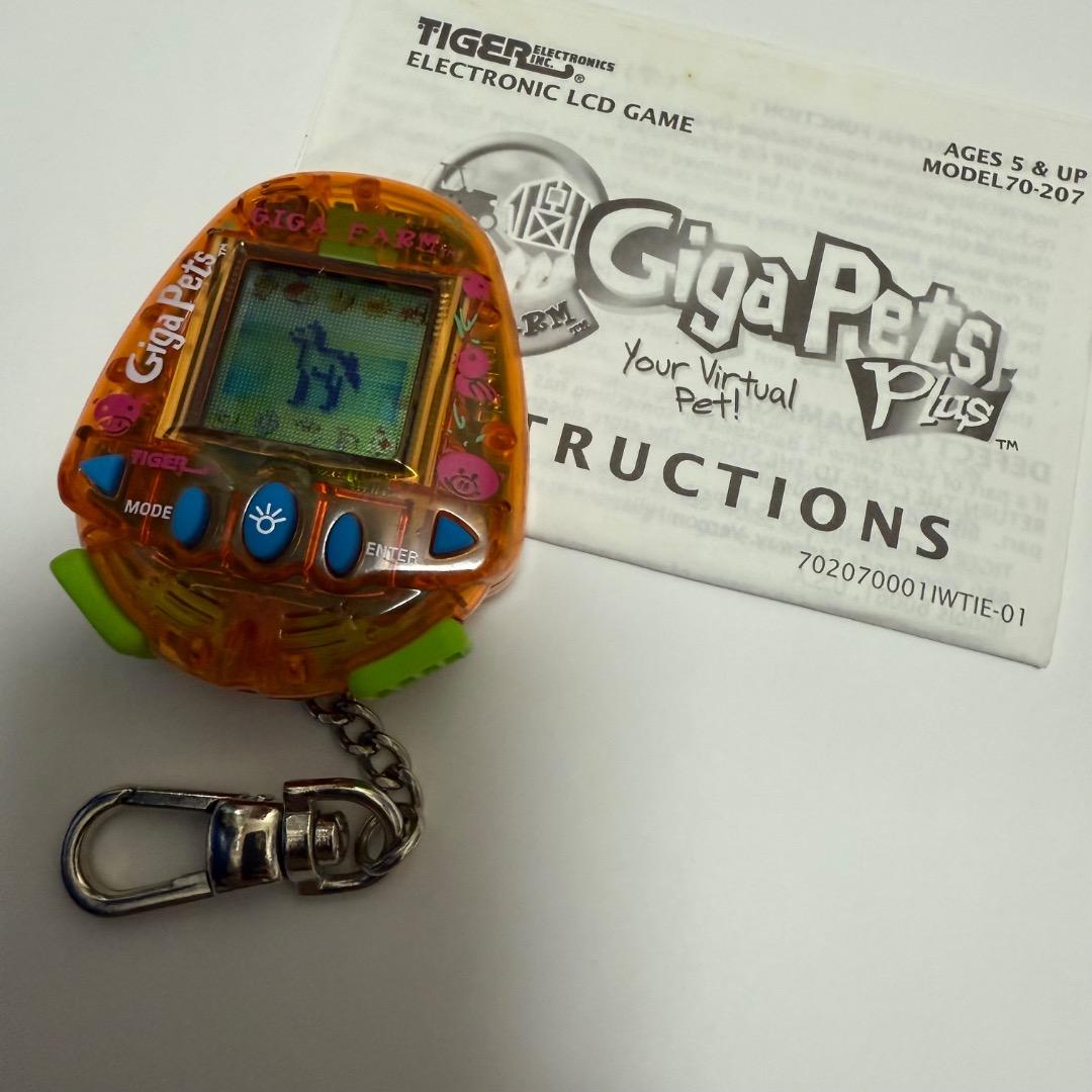 たまごっち　Giga Pets Plus giga farm 牧場　育成ゲーム