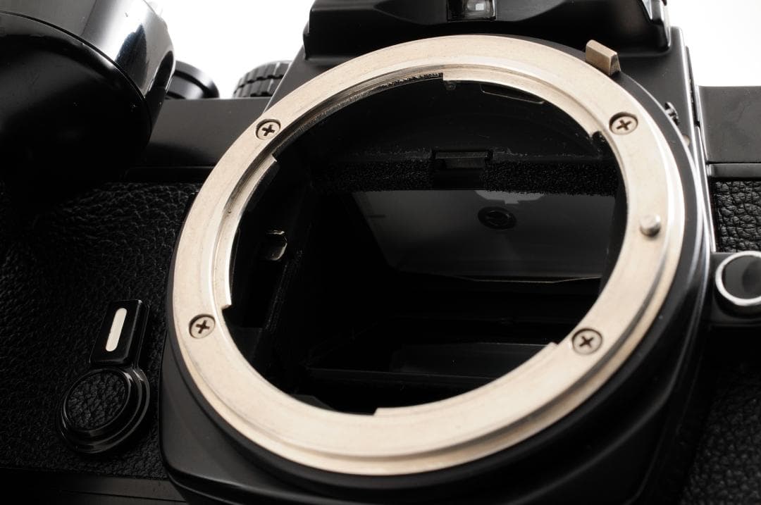 ニコン Nikon FE ボディ + ワインダー MD-12